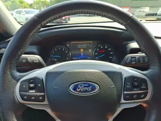 Ford Explorer 2023 AWD XLT 4dr SUV