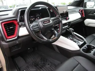 GMC Canyon 2024 4x4 AT4X 4dr Crew Cab 5 ft. SB