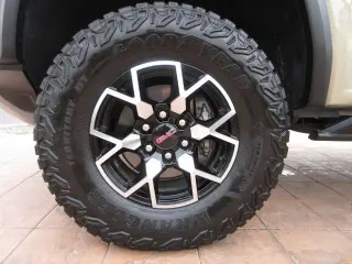 GMC Canyon 2024 4x4 AT4X 4dr Crew Cab 5 ft. SB