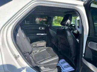 Ford Explorer 2023 AWD Limited 4dr SUV