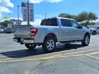 Ford F-150 2023 4x4 King Ranch 4dr SuperCrew 5.5 ft. SB
