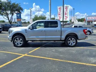 Ford F-150 2023 4x4 King Ranch 4dr SuperCrew 5.5 ft. SB