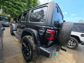 Jeep Wrangler Unlimited 2022 4x4 Sahara 4xe 4dr SUV