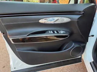 Genesis GV70 2023 AWD 2.5T Standard 4dr SUV