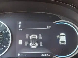 Genesis GV70 2023 AWD 2.5T Standard 4dr SUV