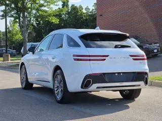 Genesis GV70 2023 AWD 2.5T Standard 4dr SUV