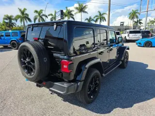 Jeep Wrangler 2023 4x4 Sahara 4xe 4dr SUV