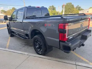 Ford F-250 Super Duty 2023 4x4 XL 4dr Crew Cab 6.8 ft. SB Pickup