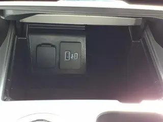 Ford Explorer 2023 AWD XLT 4dr SUV