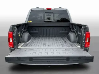 Ford F-150 2022 4x4 XLT 4dr SuperCrew 5.5 ft. SB
