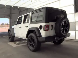 Jeep Wrangler Unlimited 2022 4x4 Sport 4dr SUV