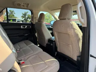 Ford Explorer 2021 AWD Base 4dr SUV