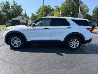 Ford Explorer 2021 AWD Base 4dr SUV