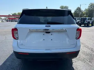 Ford Explorer 2021 AWD Base 4dr SUV