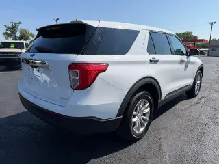 Ford Explorer 2021 AWD Base 4dr SUV
