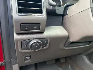 Ford Expedition 2020 4x2 XLT 4dr SUV