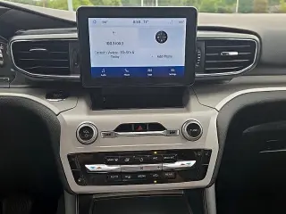 Ford Explorer 2023 AWD XLT 4dr SUV