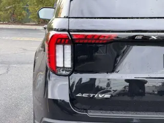 Ford Explorer 2026 AWD Active 4dr SUV