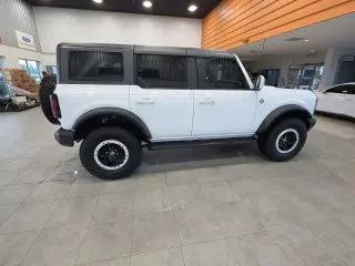 Ford Bronco 2024 4x4 Outer Banks 4dr SUV