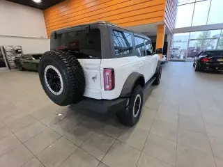 Ford Bronco 2024 4x4 Outer Banks 4dr SUV