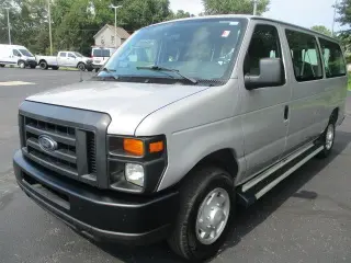 Ford E-Series 2013 E-150 XL 3dr Passenger Van