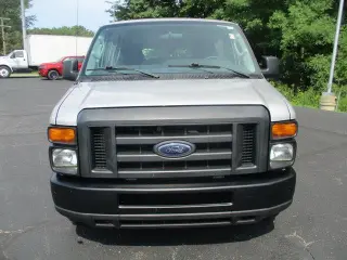 Ford E-Series 2013 E-150 XL 3dr Passenger Van