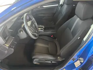 Honda Civic 2018 LX 4dr Sedan CVT