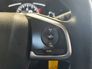 Honda Civic 2018 LX 4dr Sedan CVT