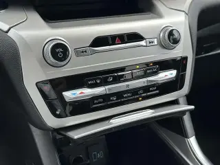 Ford Explorer 2022 AWD XLT 4dr SUV
