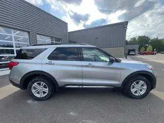 Ford Explorer 2023 AWD XLT 4dr SUV