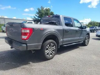 Ford F-150 2022 4x4 XL 4dr SuperCrew 5.5 ft. SB