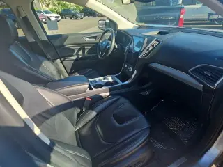 Ford Edge 2022 AWD Titanium 4dr Crossover
