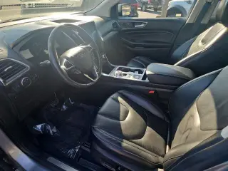 Ford Edge 2022 AWD Titanium 4dr Crossover