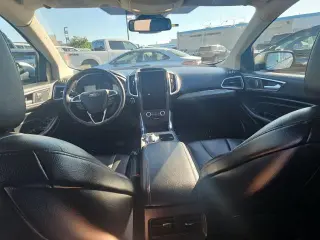 Ford Edge 2022 AWD Titanium 4dr Crossover