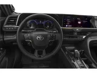 Toyota Crown Signia 2025 AWD Limited 4dr Crossover