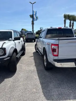 Ford F-150 2022 4x4 Lariat 4dr SuperCrew 6.5 ft. SB