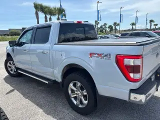 Ford F-150 2022 4x4 Lariat 4dr SuperCrew 6.5 ft. SB