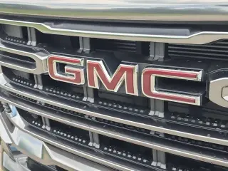 GMC Canyon 2022 4x4 AT4 4dr Crew Cab 6 ft. LB (Cloth)