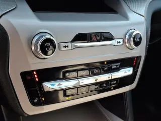 Ford Explorer 2023 AWD XLT 4dr SUV
