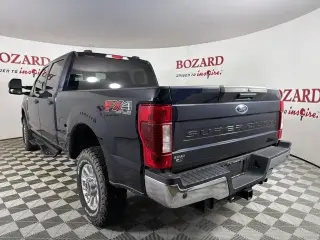 Ford F-250 Super Duty 2022 4x4 XLT 4dr Crew Cab 6.8 ft. SB Pickup