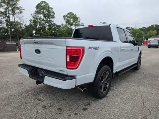Ford F-150 2021 4x4 XLT 4dr SuperCrew 5.5 ft. SB