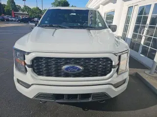 Ford F-150 2023 4x4 XL 4dr SuperCrew 5.5 ft. SB