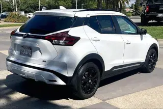 Nissan Kicks 2023 SR 4dr Crossover
