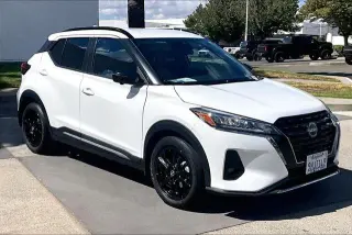 Nissan Kicks 2023 SR 4dr Crossover