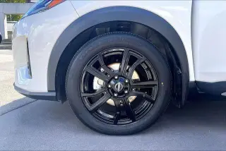 Nissan Kicks 2023 SR 4dr Crossover