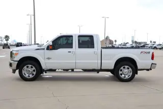 Ford F-250 Super Duty 2016 4x4 Lariat 4dr Crew Cab 6.8 ft. SB Pickup