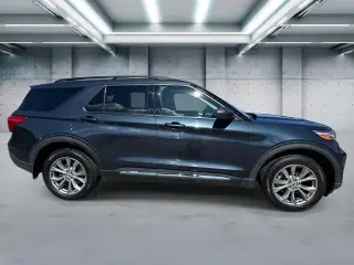 Ford Explorer 2023 AWD XLT 4dr SUV