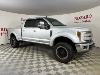 Ford F-250 Super Duty 2019 4x4 King Ranch 4dr Crew Cab 6.8 ft. SB Pickup