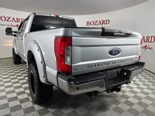 Ford F-250 Super Duty 2019 4x4 King Ranch 4dr Crew Cab 6.8 ft. SB Pickup
