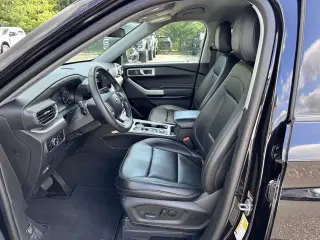 Ford Explorer 2023 AWD XLT 4dr SUV